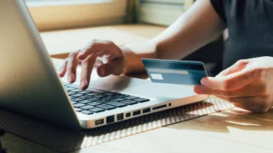 Gleichartig ein Girokonto jungen Kunden finanzielle Unabhängigkeit verschafft