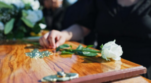 Wichtige Dienstleistungen, die Ihnen nach dem Verlust eines Familienmitglieds helfen können
